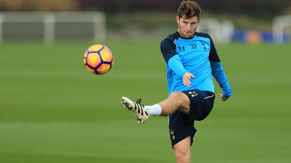 بن دیویس - عکس های فوتبالی بن دیویس