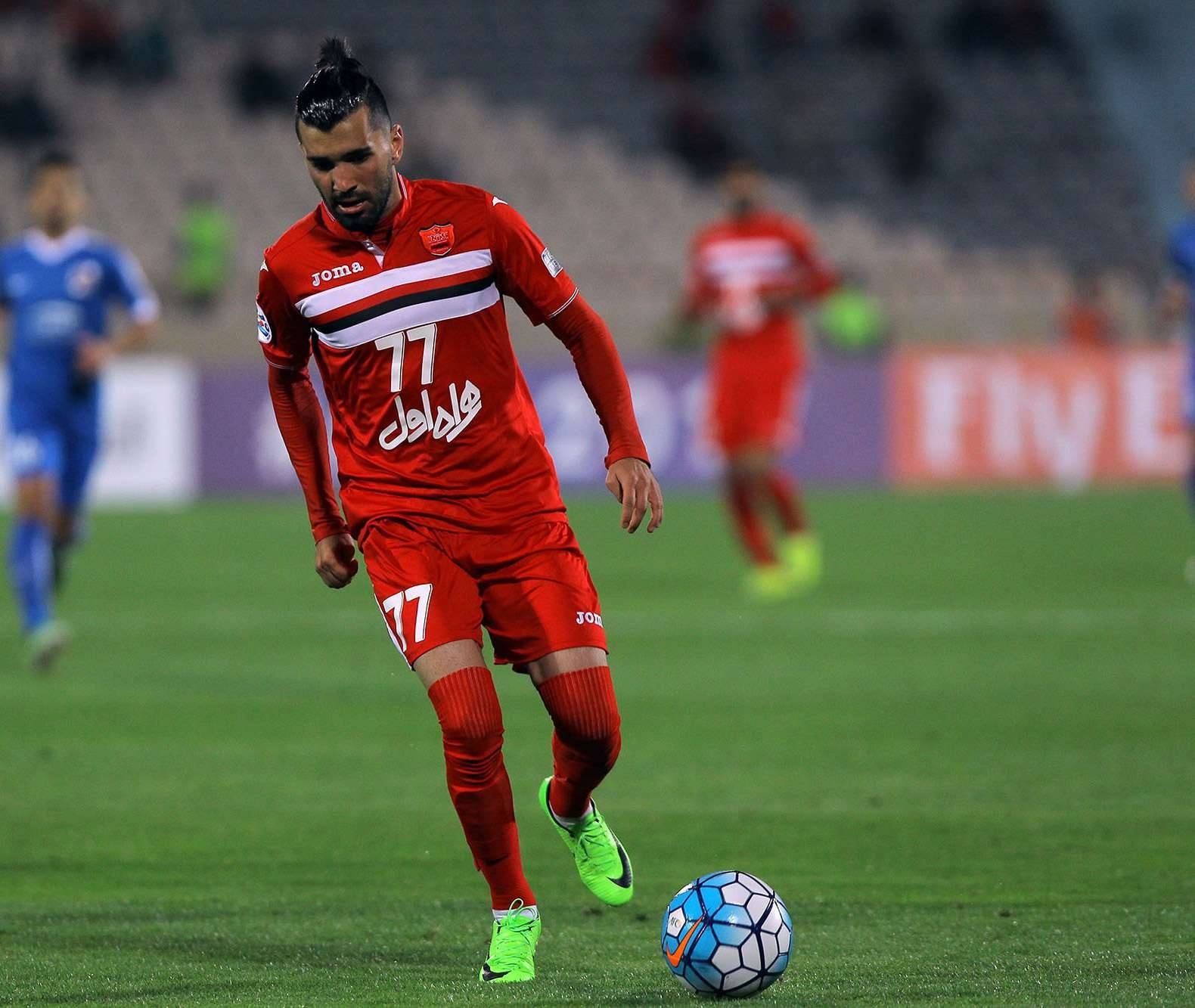 محسن مسلمان - عکس های فوتبالی محسن مسلمان