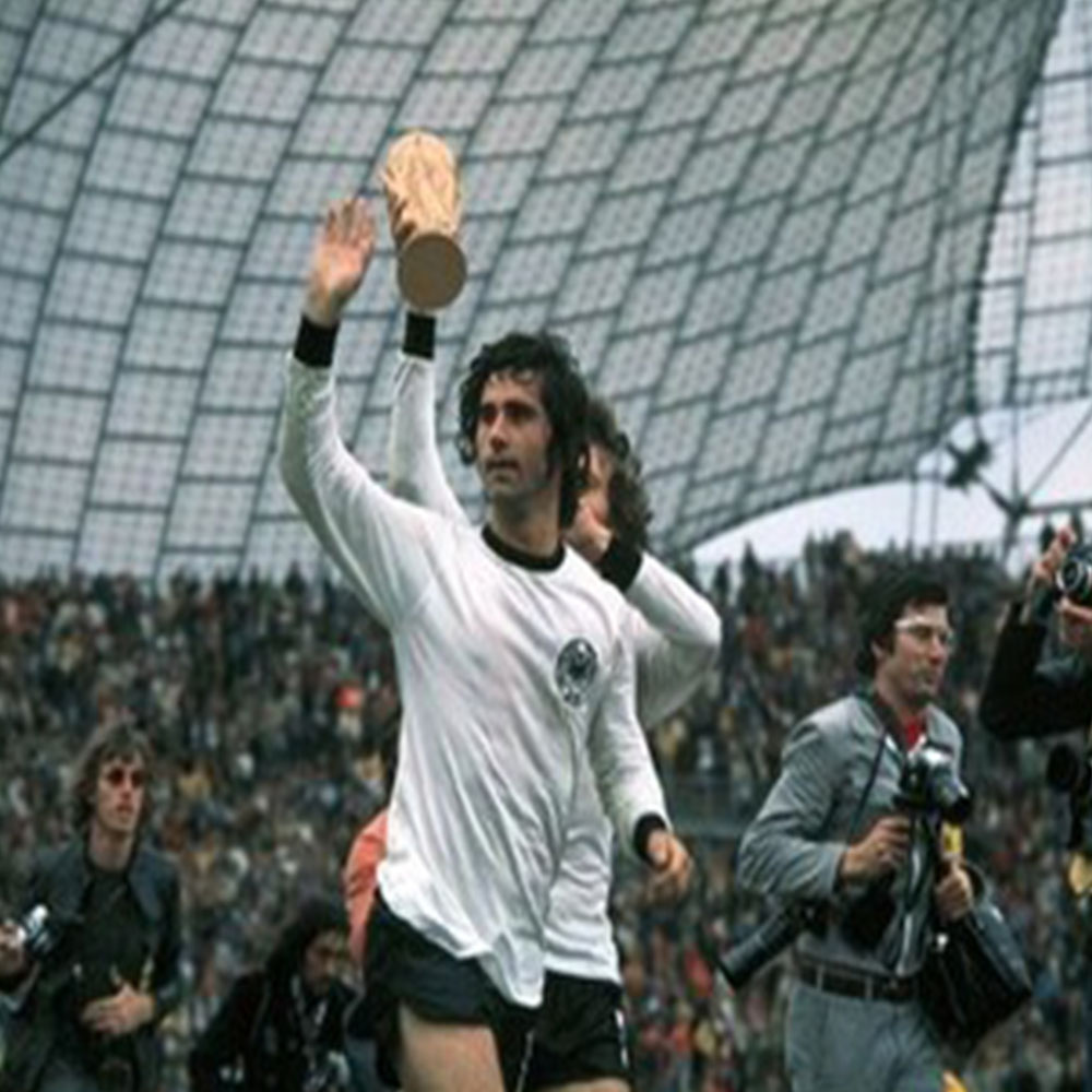 عکس های فوتبالی گرد مولر - عکس های فوتبالی عکس های فوتبالی گرد مولر