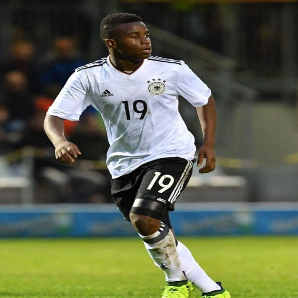 عکس های فوتبالی یوسف موکوکو