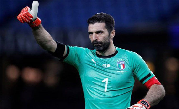 جیان لویجی بوفون - عکس های فوتبالی جیان لویجی بوفون