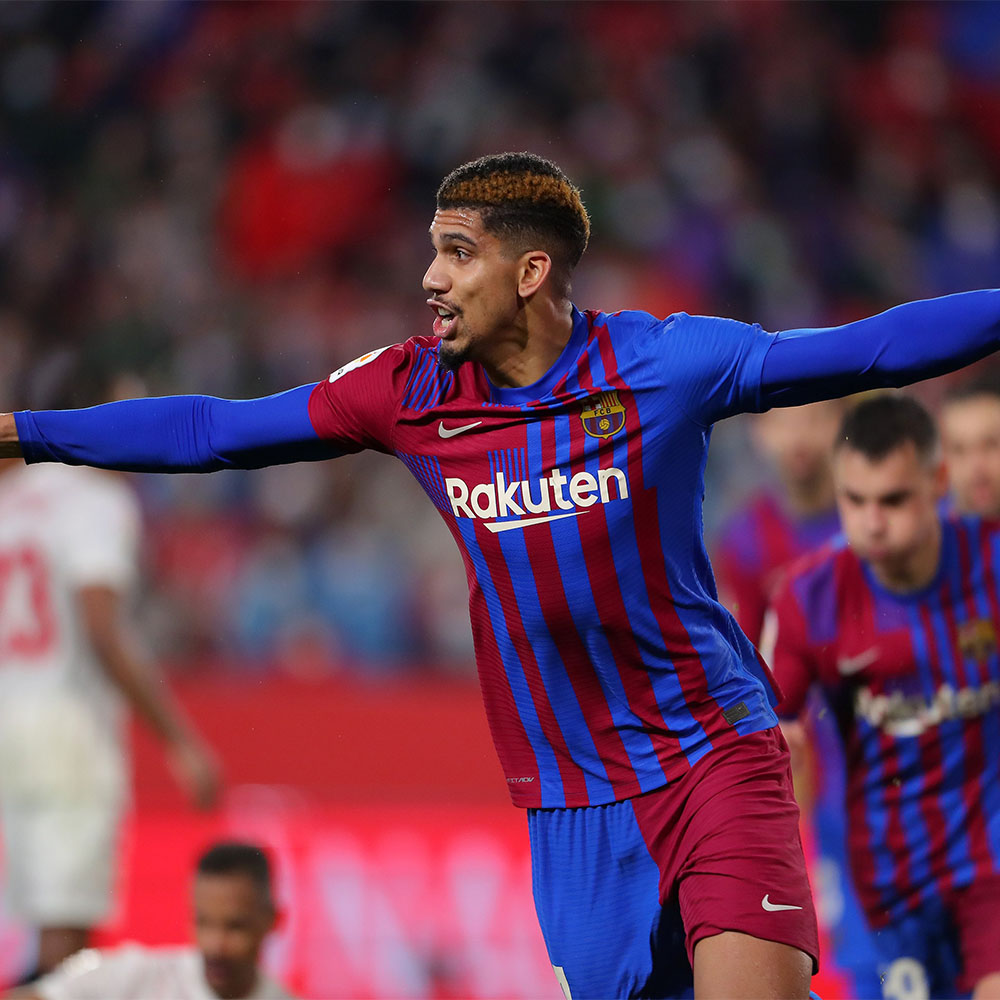 رونالد آرائوخو - عکس های فوتبالی رونالد آرائوخو