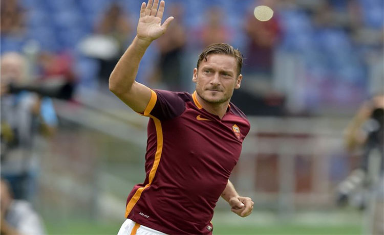 فرانچسکو توتی - عکس های فوتبالی فرانچسکو توتی