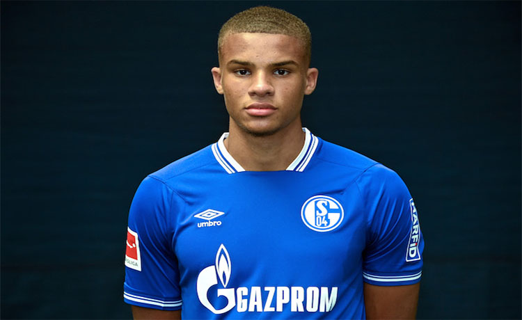 مالیک تیاو - عکس های فوتبالی مالیک تیاو