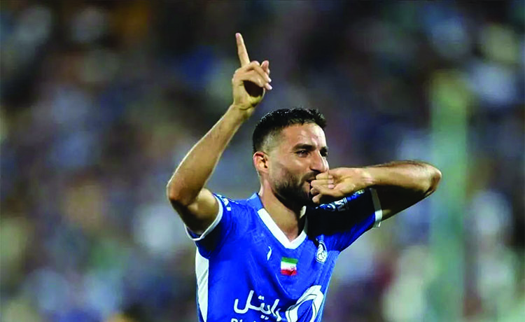 مهرداد محمدی - عکس های فوتبالی مهرداد محمدی