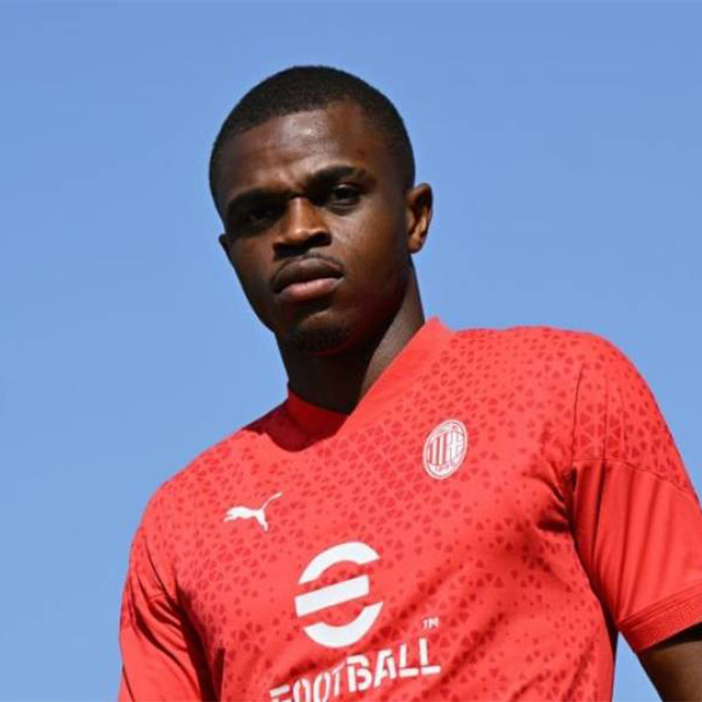 پیر کالولو - عکس های فوتبالی پیر کالولو