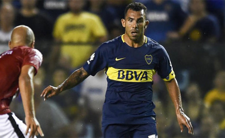 کارلوس توس - عکس های فوتبالی کارلوس توس