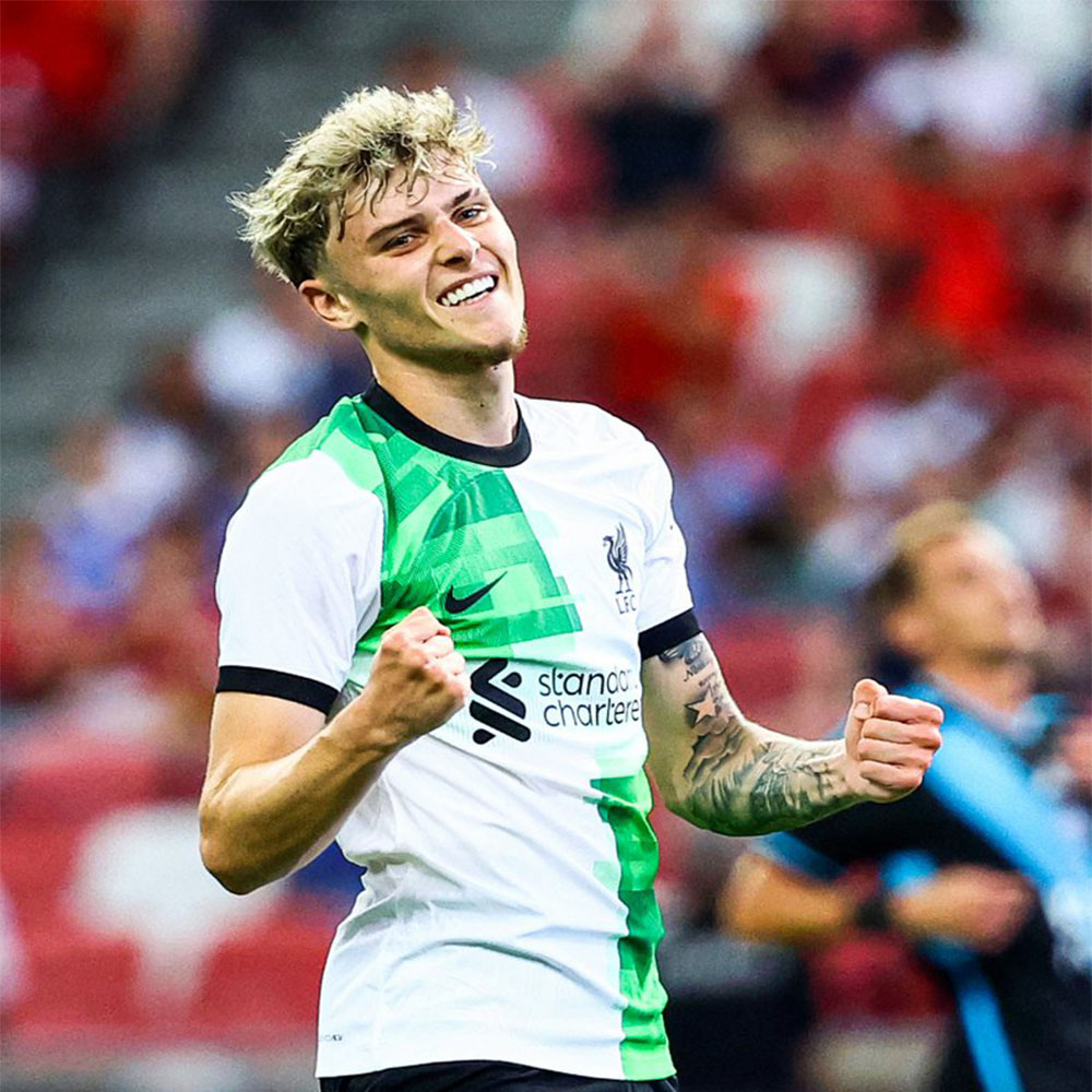 بابی کلارک - عکس های فوتبالی بابی کلارک