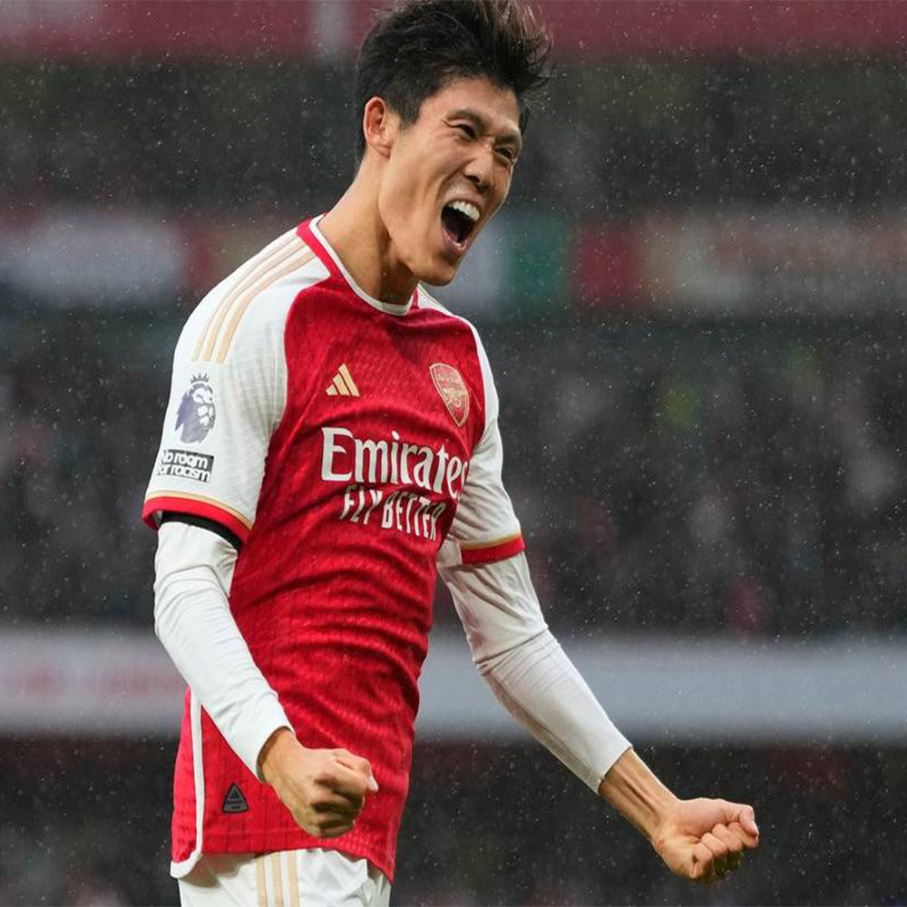 تاکهیرو تومیاسو 