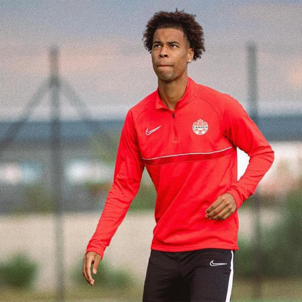 تیجان بیوکنن - عکس های فوتبالی تیجان بیوکنن