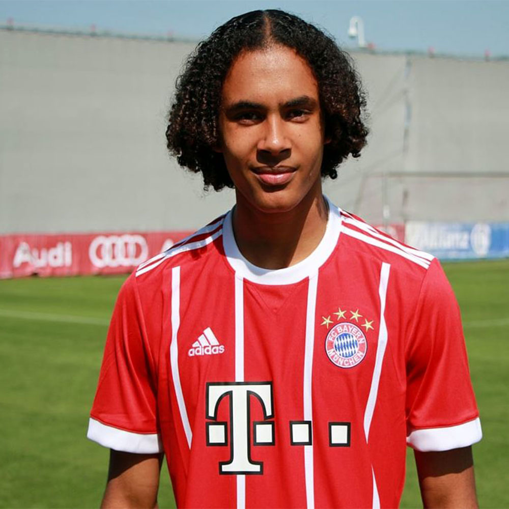 جاشوا زیرکزی - عکس های فوتبالی جاشوا زیرکزی