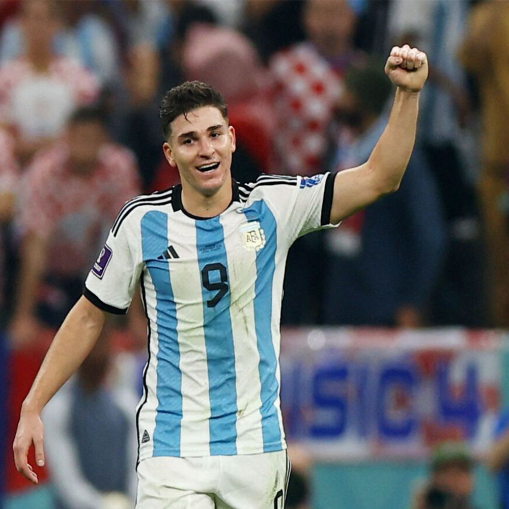 جولیان آلوارز - عکس های فوتبالی جولیان آلوارز