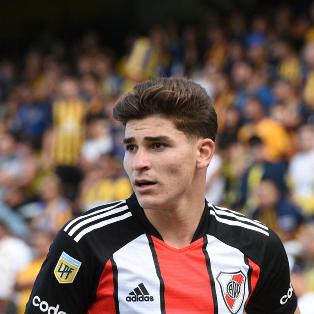 جولیان آلوارز - عکس های فوتبالی جولیان آلوارز