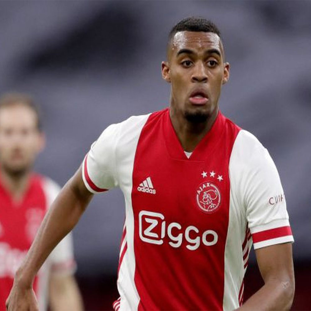 رایان گراونبرخ - عکس های فوتبالی رایان گراونبرخ