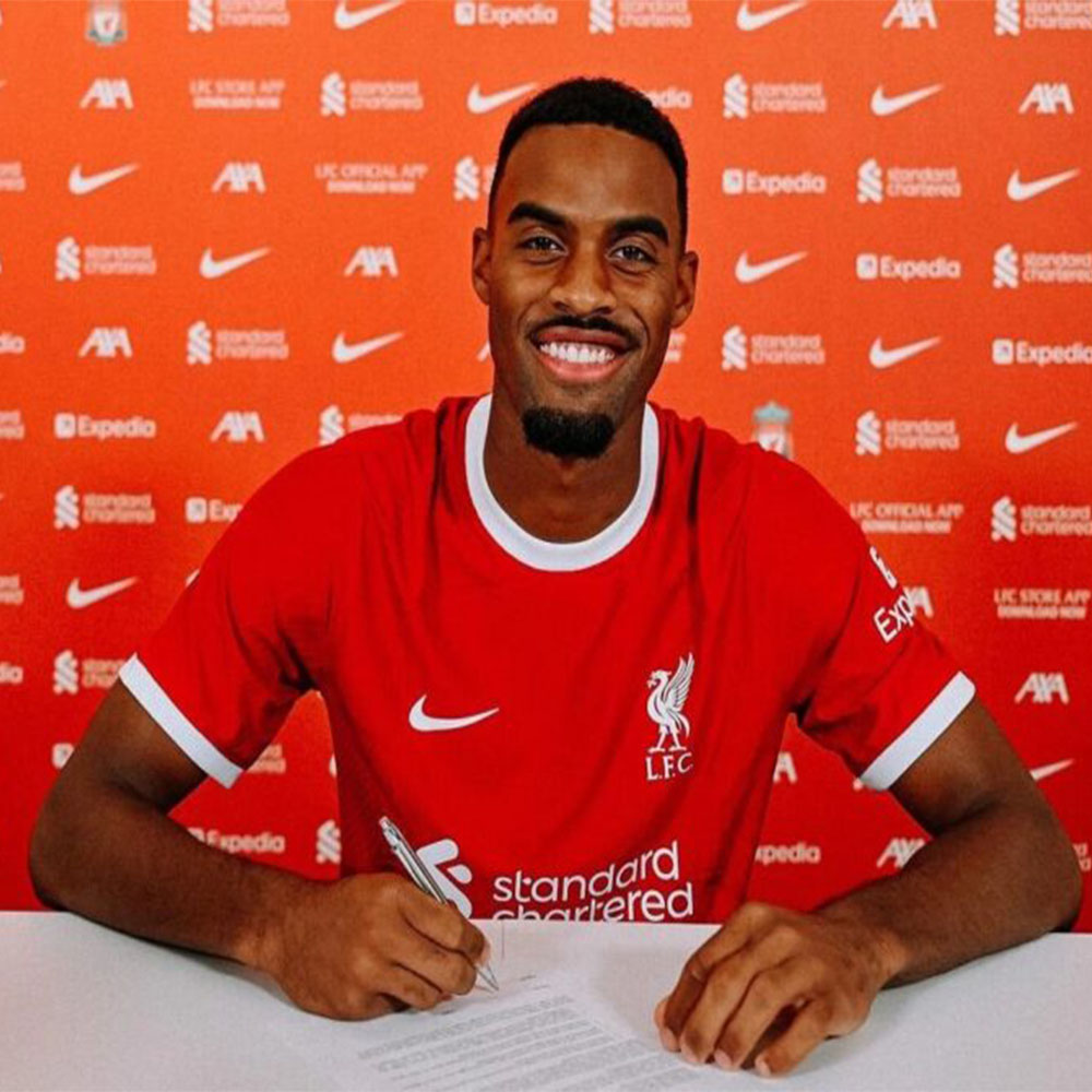 رایان گراونبرخ - عکس های فوتبالی رایان گراونبرخ