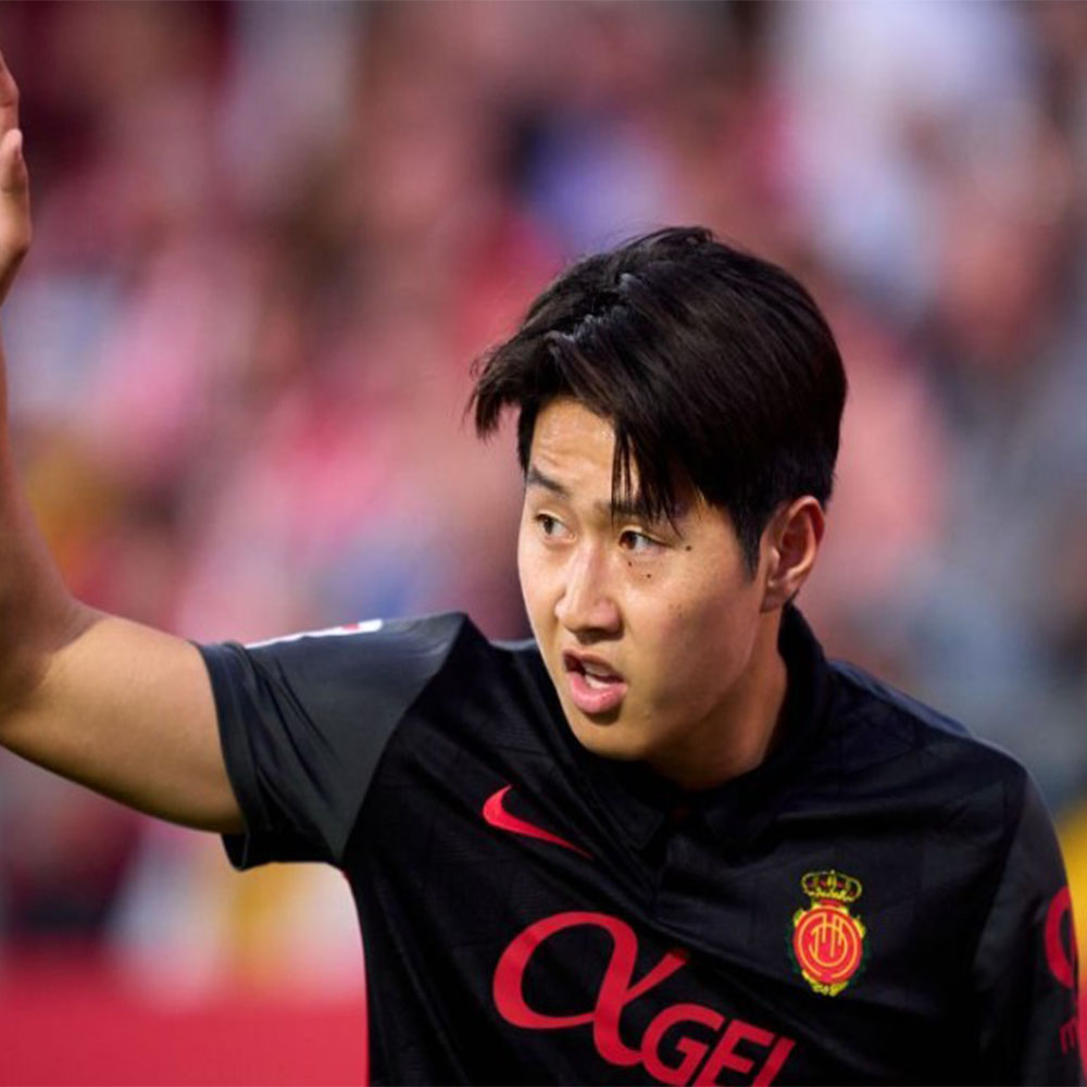 لی کانگ این 