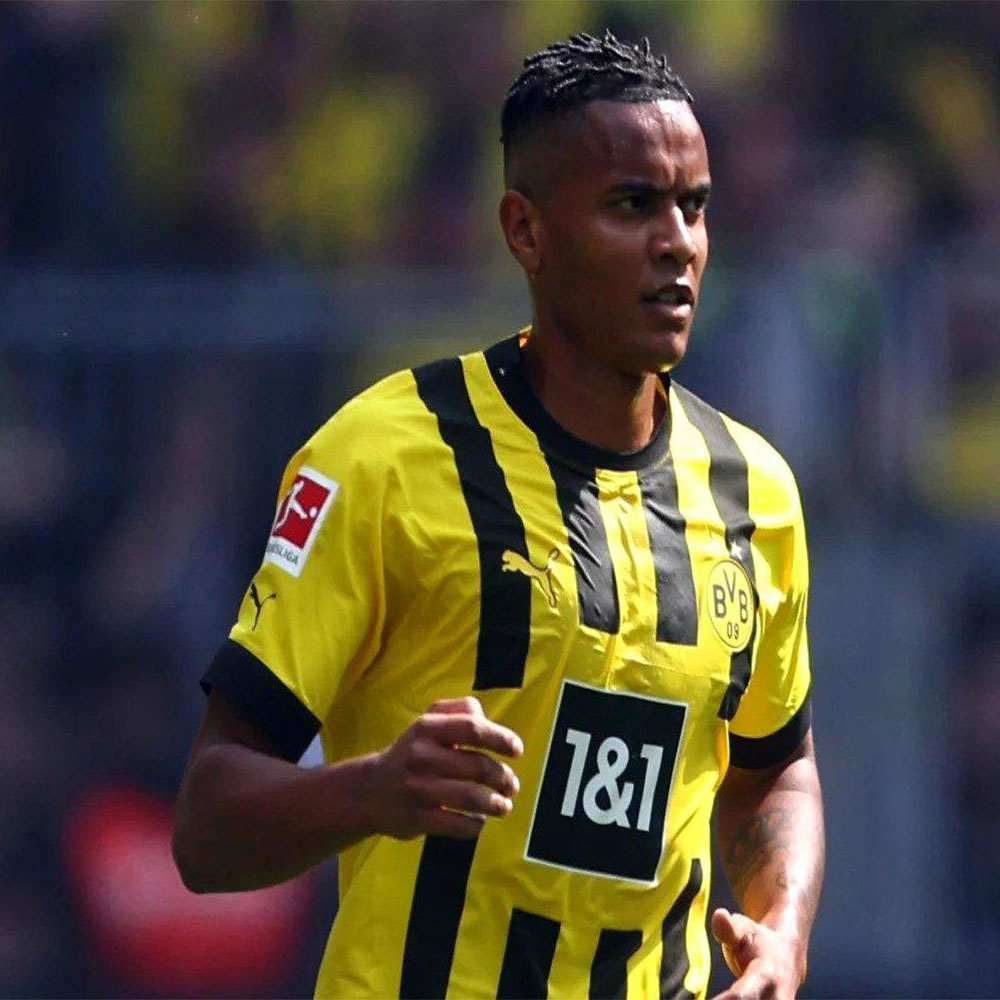 مانوئل آکانجی - عکس های فوتبالی مانوئل آکانجی