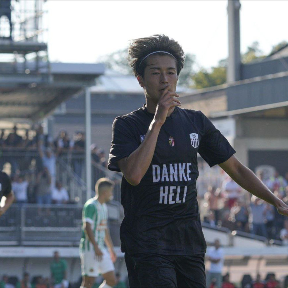 کنگو ناکامورا - عکس های فوتبالی کنگو ناکامورا