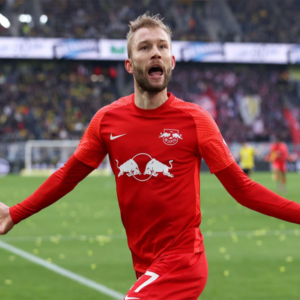 کونارد لیمر - عکس های فوتبالی کونارد لیمر