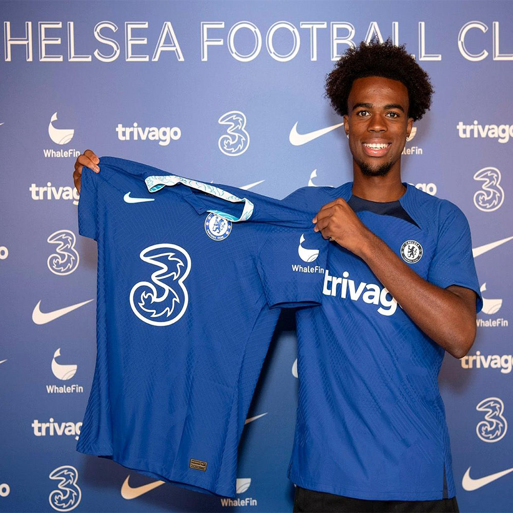 کارنی چوکواومکا - عکس های فوتبالی کارنی چوکواومکا