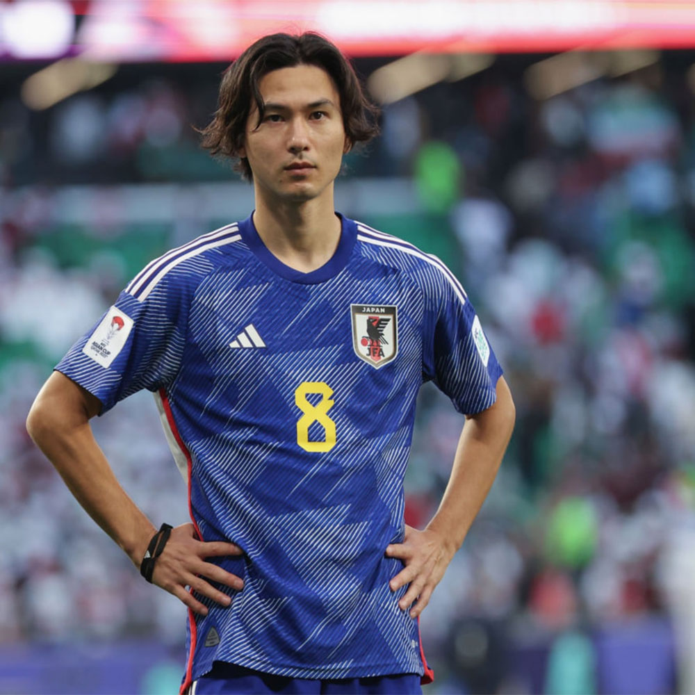 تاکومی مینامینو - عکس های فوتبالی تاکومی مینامینو