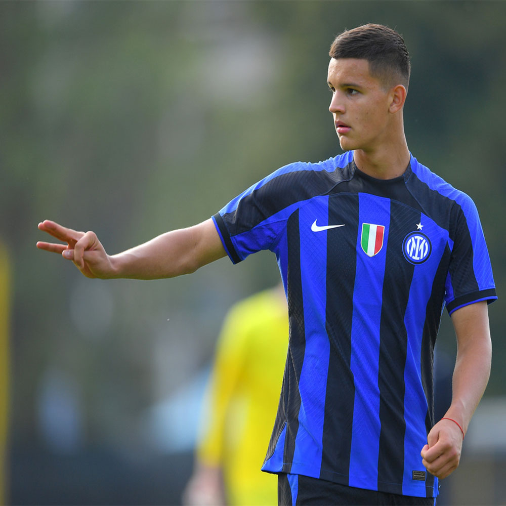 والنتین کاربونی - عکس های فوتبالی والنتین کاربونی