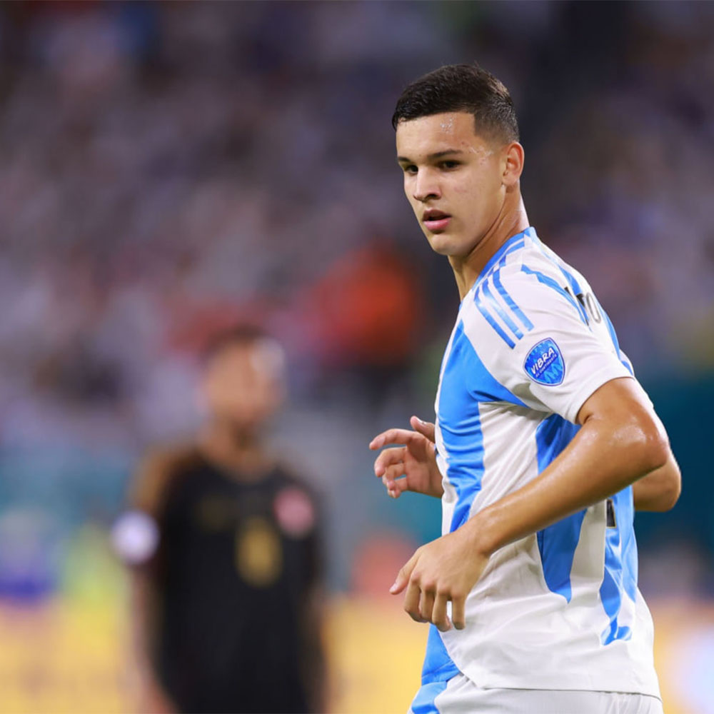 والنتین کاربونی - عکس های فوتبالی والنتین کاربونی