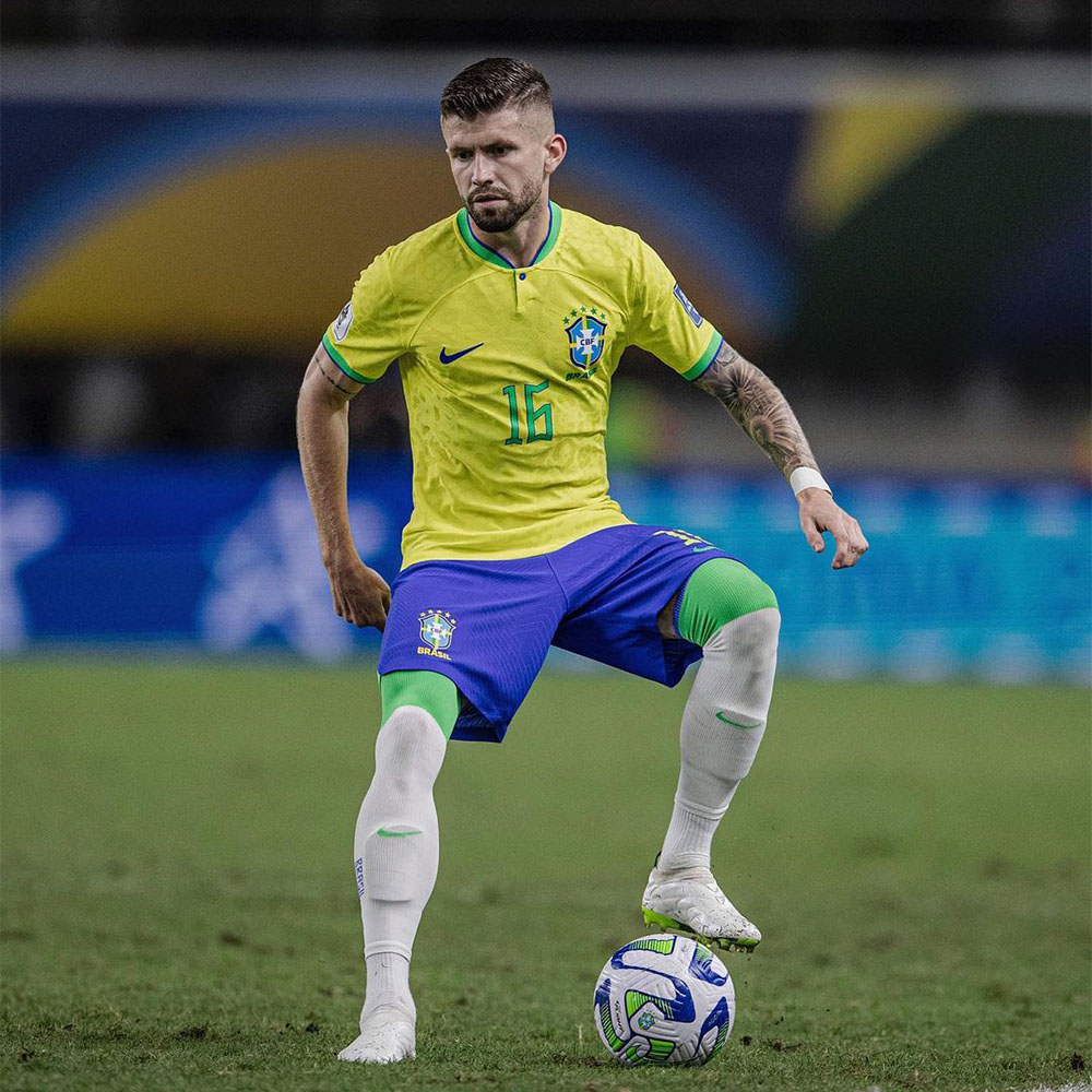 کایو هنریکه 