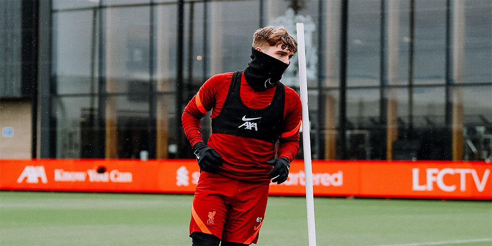 عملکرد بین المللی هاروی الیوت