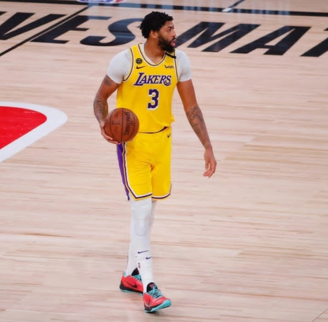 زندگی شخصی آنتونی دیویس