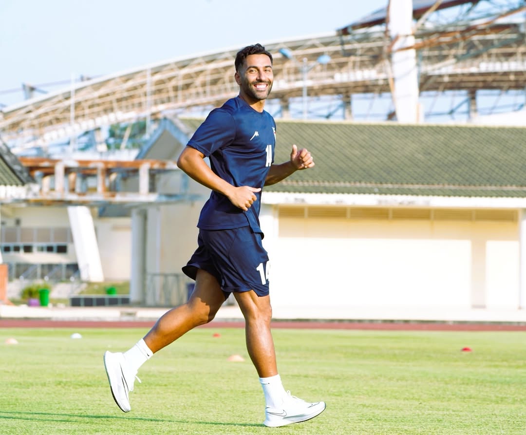 wallpaper for laptop Saman Ghoddos