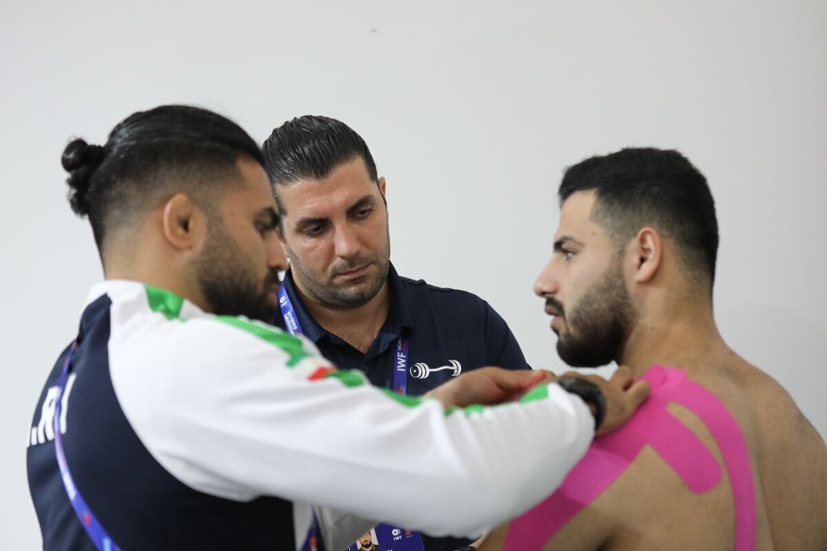 عکس علیرضا معینی وزنه بردار - فوتو فوتبال عکس علیرضا معینی وزنه بردار