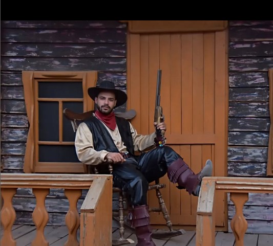 والپیپر علیرضا معینی - فوتو فوتبال والپیپر علیرضا معینی