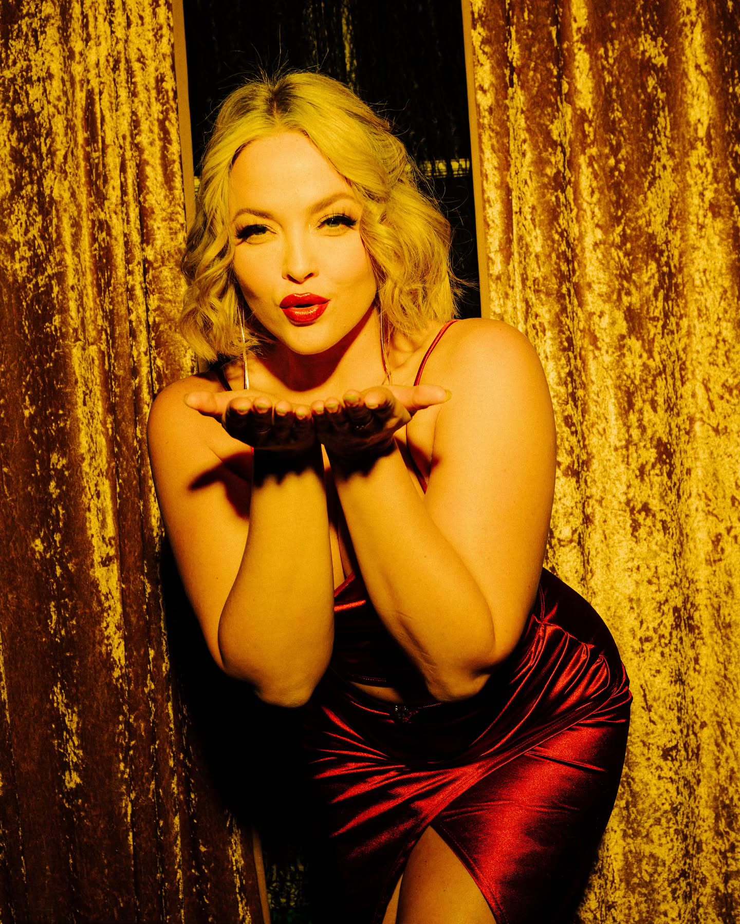 الکسیس تگزاس خاله