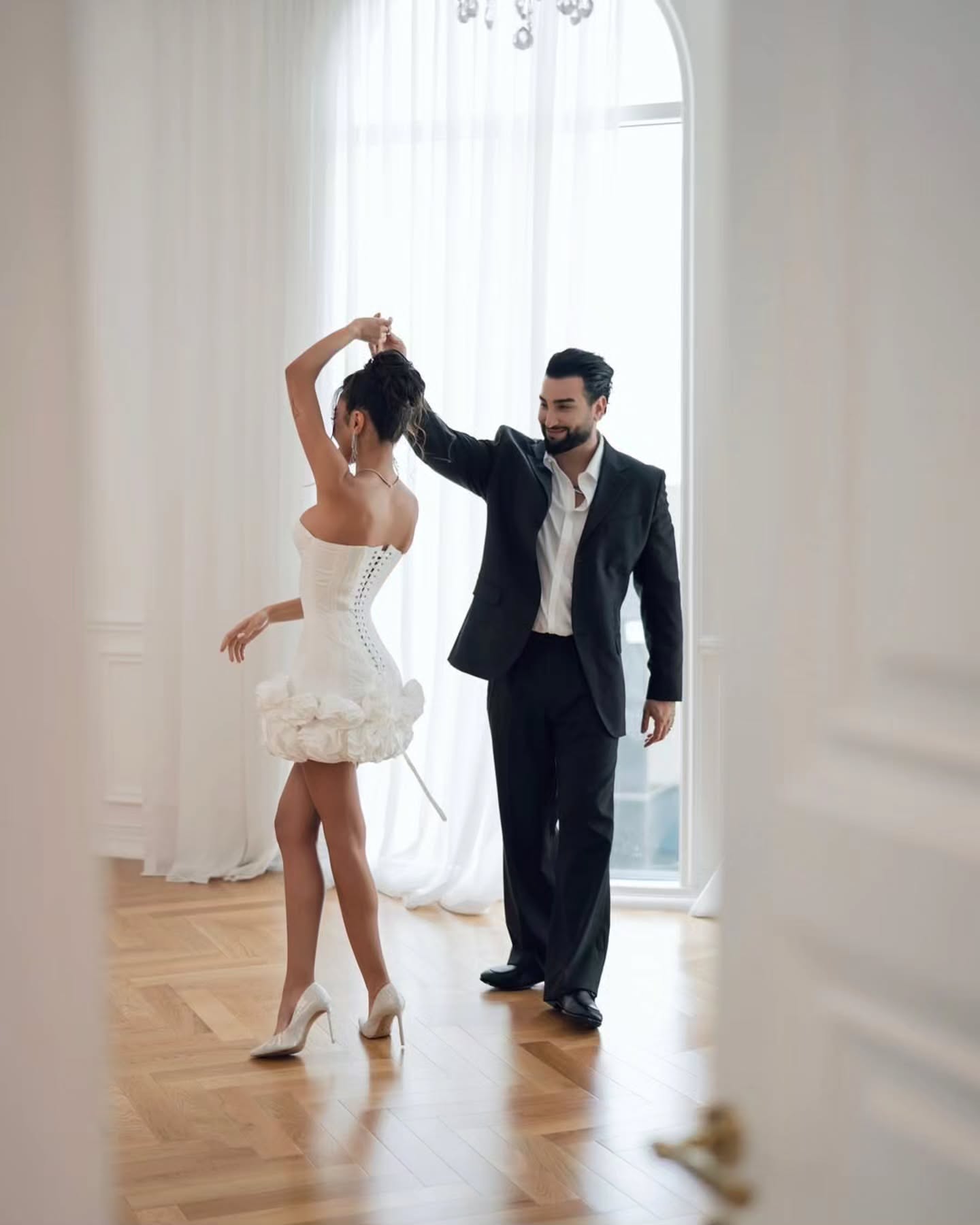 عکس حسین تهی و همسرش