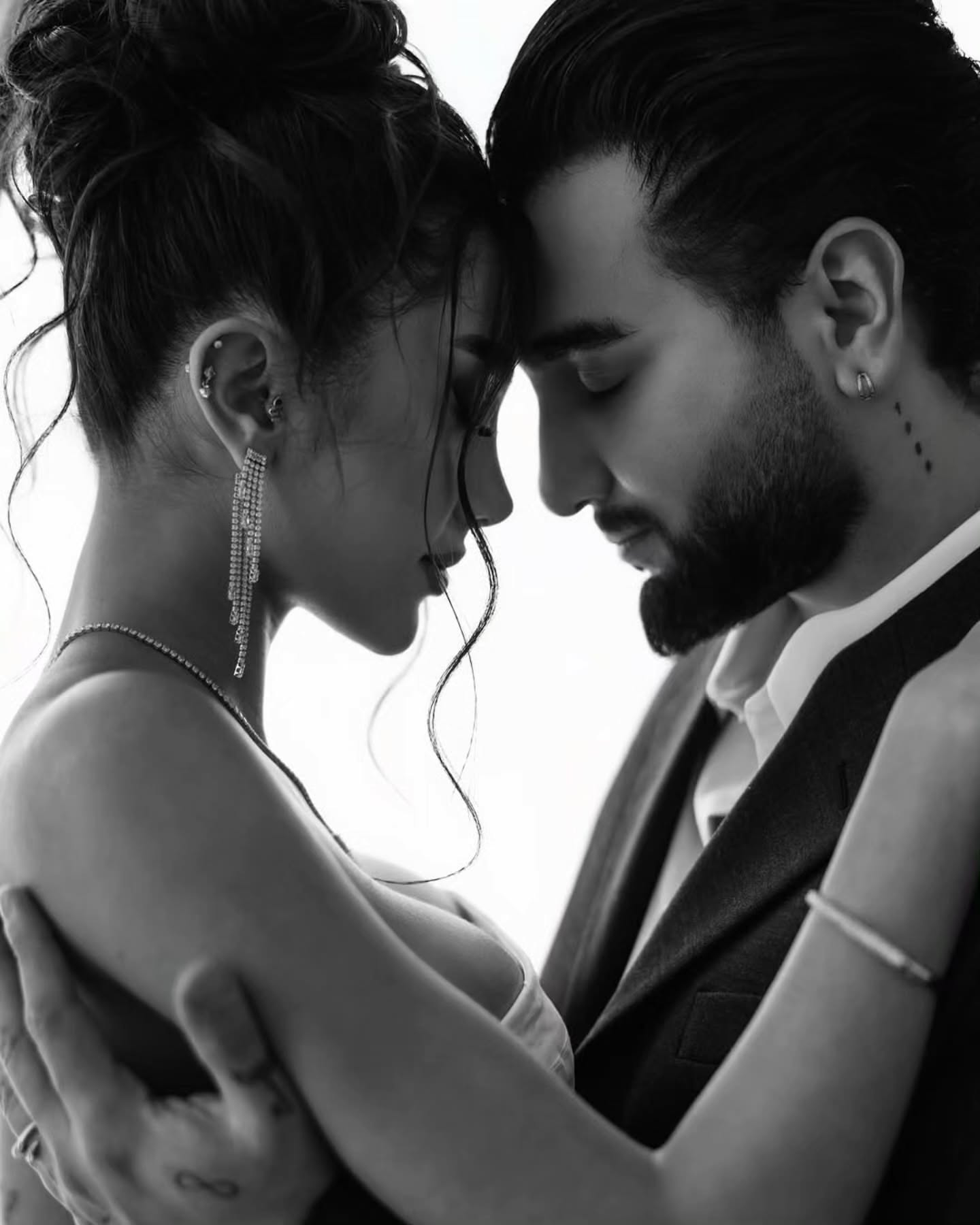 تهی ازدواج کرد