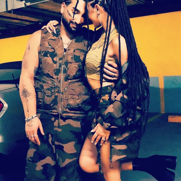 حسین تهی ازدواج کرده