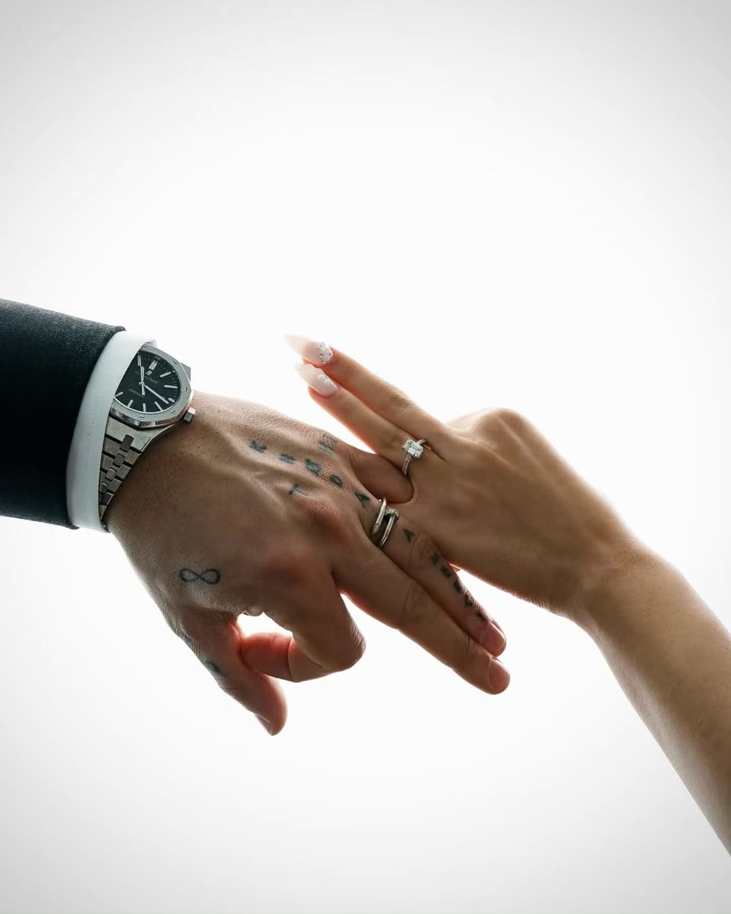 عکس زن تهی