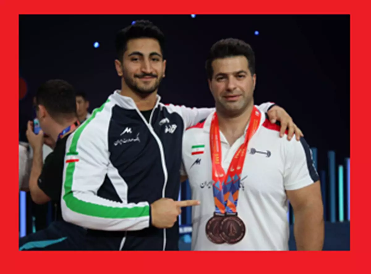 والپیپر علی عالی پور برای کامپیوتر