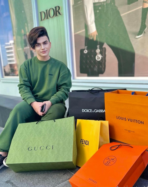 عکس شهاب اینیستا