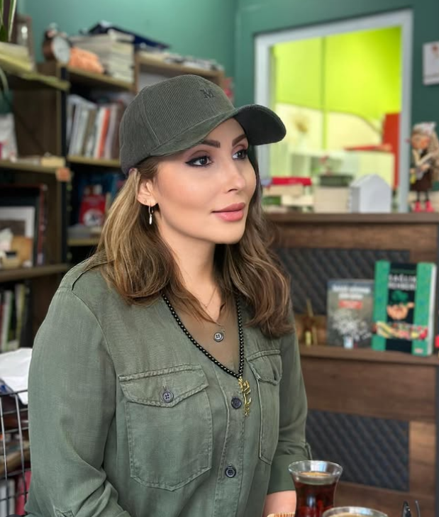 پرستو صالحی پرستو صالحی