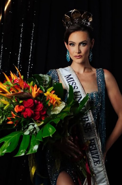 عکس ایزابلا زابانه در مراسم دختر شایسته جهان عکس ایزابلا زابانه در مراسم دختر شایسته جهان