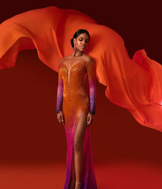 عکس تاهیتی سیمور در مراسم دختر شایسته جهان عکس تاهیتی سیمور در مراسم دختر شایسته جهان