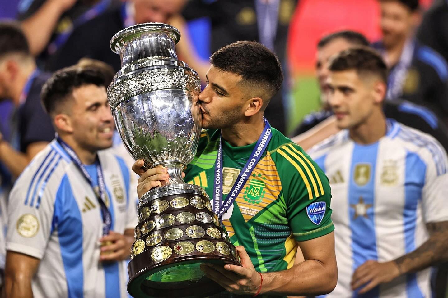 عکس های دروازه بان تیم ملی آرژانتین