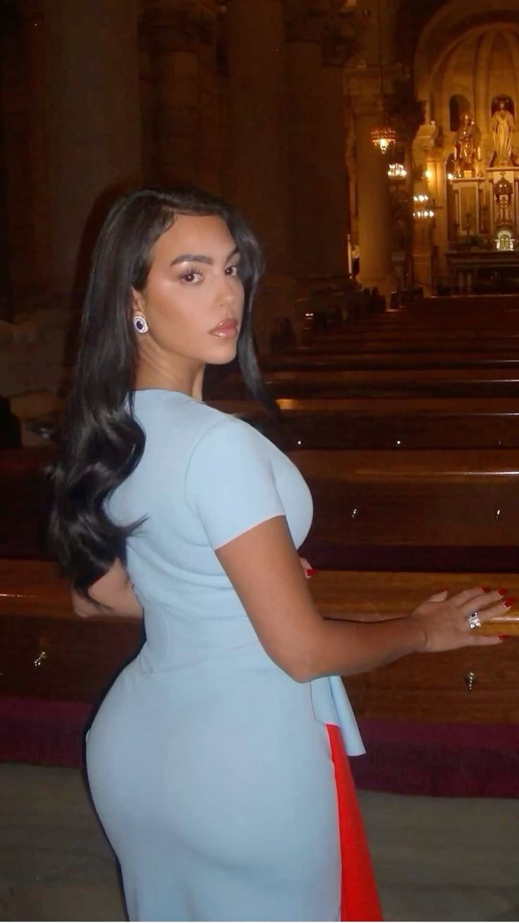 جورجینا رودریگز سکسی 