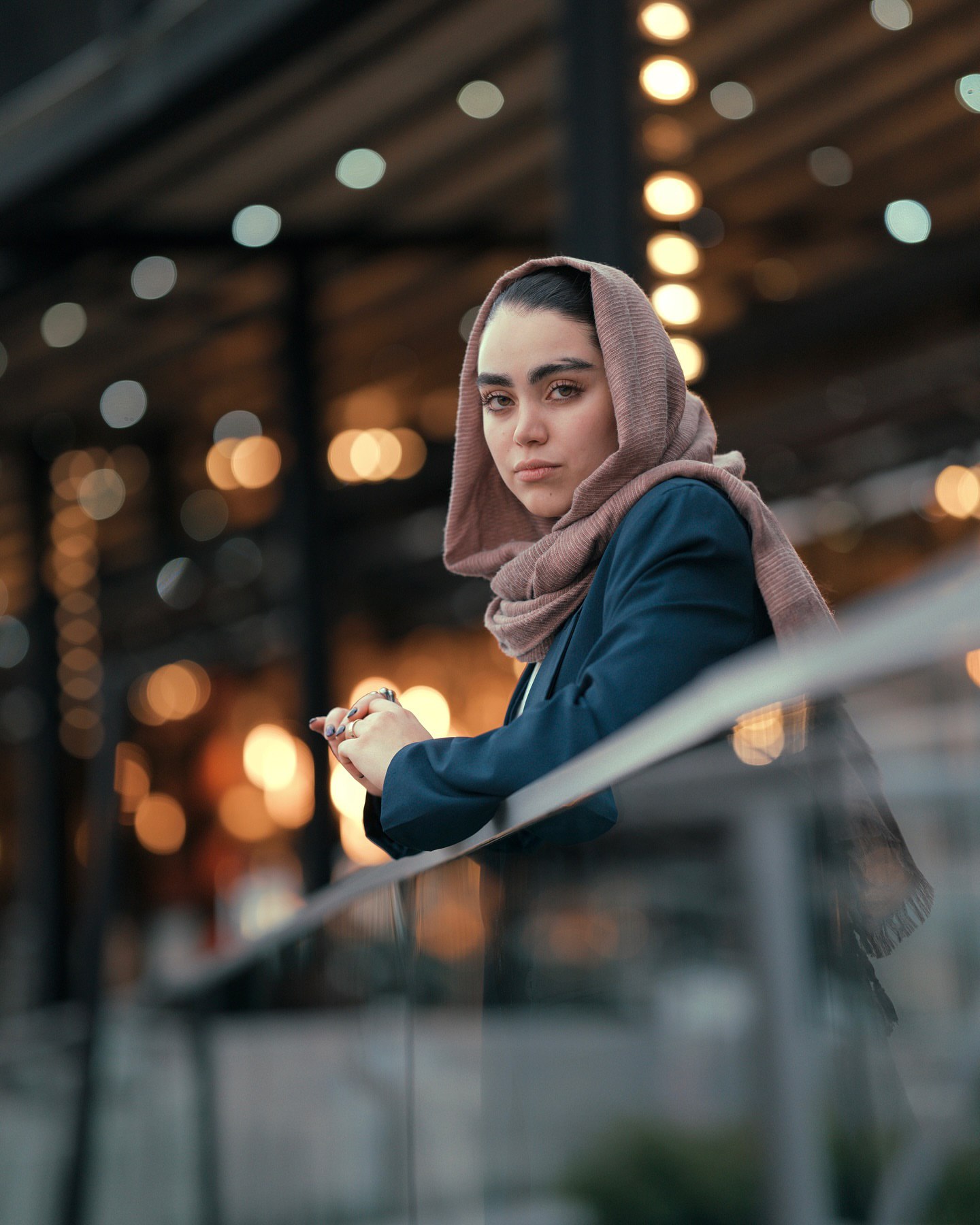 محیا امید بیگی با کی ازدواج کرده