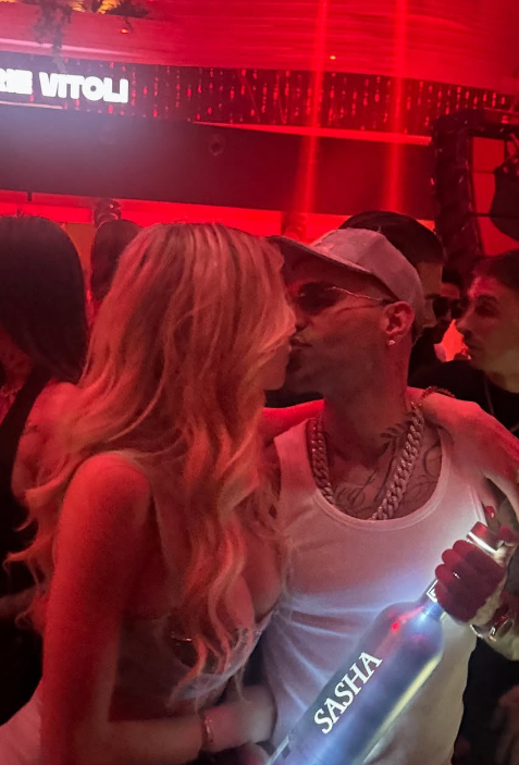 عکس ساشا سبحانی با احمدینژاد عکس ساشا سبحانی با احمدینژاد