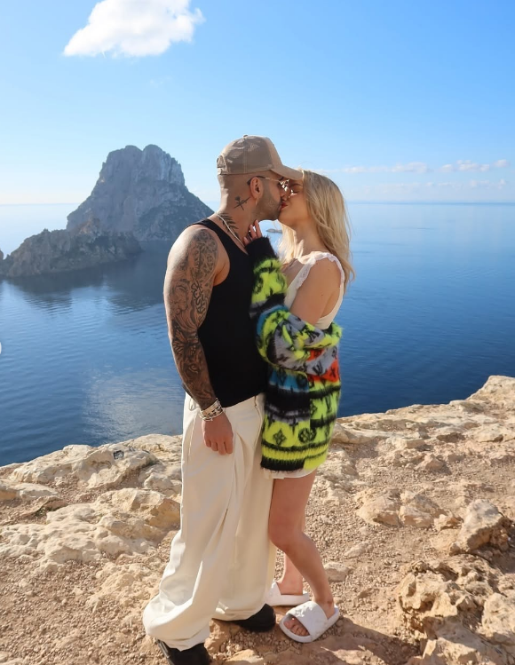 عکس دوست دختر ساشا سبحانی عکس دوست دختر ساشا سبحانی