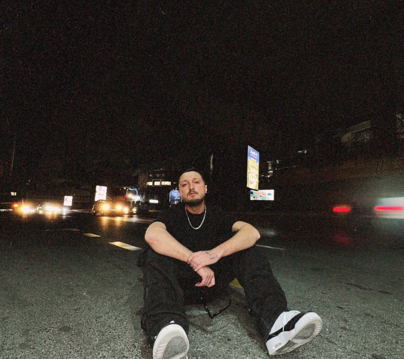 محمدرضا شایع و خواهرش محمدرضا شایع و خواهرش