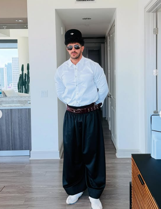 آیسان اسلامی با موی فر عکس آیسان اسلامی با موی فر عکس